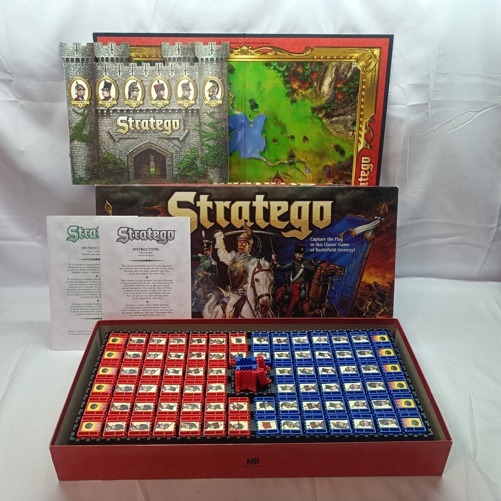 1996 Stratego‎ Board Game Milton Bradley Complete Vtg EUC